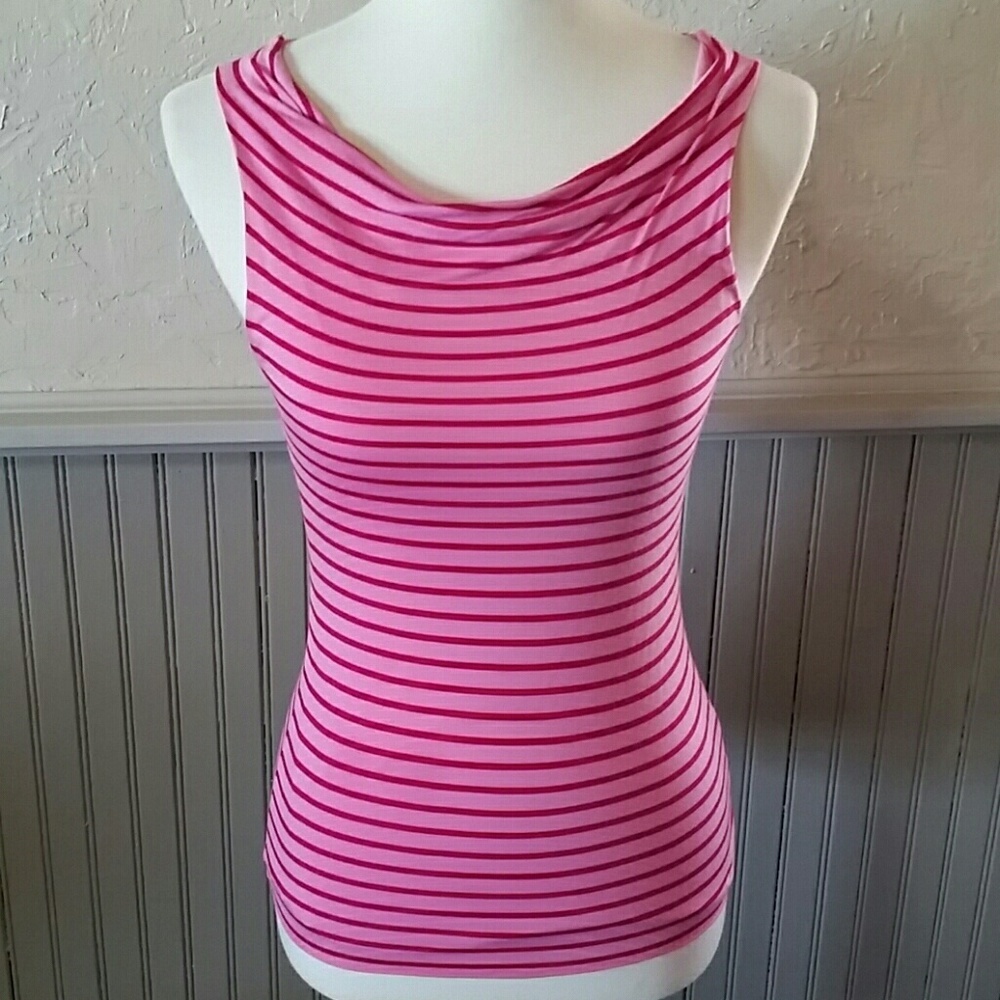 💕 *BANANA REPUBLIC* Tee